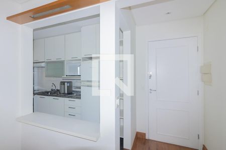 Apartamento para alugar com 74m², 2 quartos e 2 vagas Apartamento para alugar com 74m², 2 quartos e 2 vagasCozinha