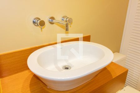 Apartamento para alugar com 74m², 2 quartos e 2 vagas Apartamento para alugar com 74m², 2 quartos e 2 vagasBanheiro Social