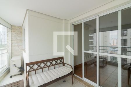 Varanda de apartamento para alugar com 2 quartos, 74m² em Itaim Bibi, São Paulo