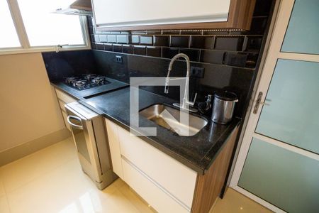 Apartamento à venda com 113m², 2 quartos e 2 vagas Apartamento à venda com 113m², 2 quartos e 2 vagasCozinha