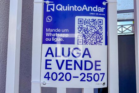 Plaquinha de casa à venda com 2 quartos, 230m² em Tatuapé, São Paulo