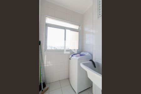 Apartamento para alugar com 65m², 2 quartos e 1 vagaÁrea de serviço