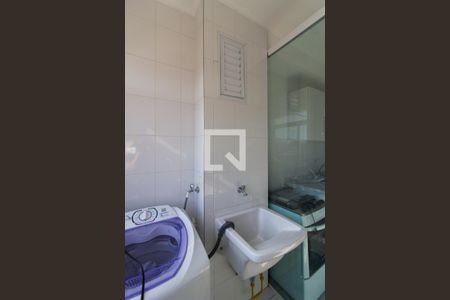 Apartamento para alugar com 65m², 2 quartos e 1 vagaÁrea de serviço