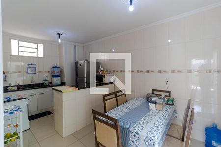 Casa à venda com 205m², 4 quartos e 1 vagaCopa