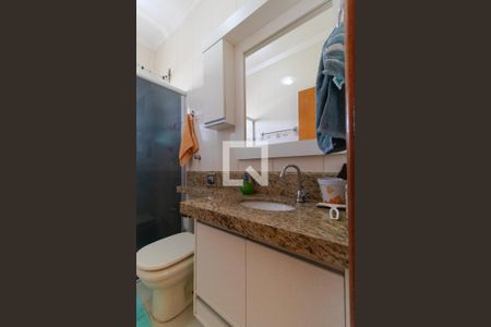 Casa à venda com 205m², 4 quartos e 1 vagaBanheiro