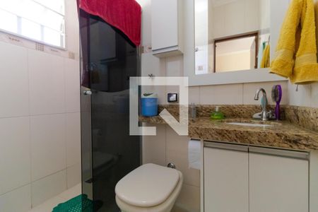 Casa à venda com 205m², 4 quartos e 1 vagaBanheiro da Suíte