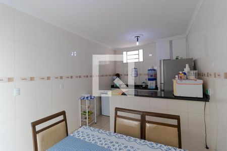 Casa à venda com 205m², 4 quartos e 1 vagaCopa