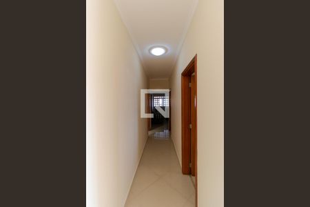 Casa à venda com 205m², 4 quartos e 1 vagaCorredor