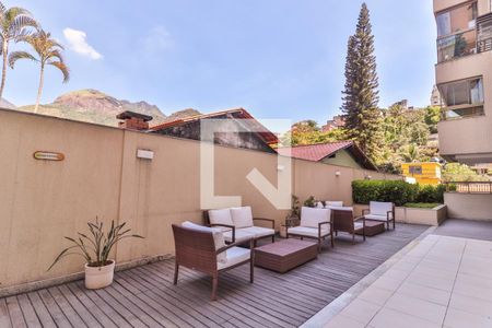 Apartamento à venda com 92m², 3 quartos e 2 vagas Apartamento à venda com 92m², 3 quartos e 2 vagasÁrea Comum