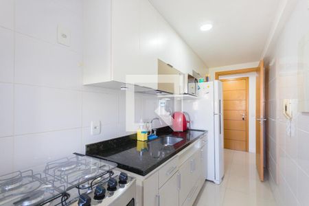 Apartamento à venda com 92m², 3 quartos e 2 vagas Apartamento à venda com 92m², 3 quartos e 2 vagasCozinha e Área de Serviço