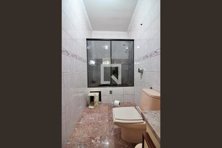Banheiro do Quarto 1 - Suíte de casa à venda com 5 quartos, 379m² em Vila Euro, São Bernardo do Campo