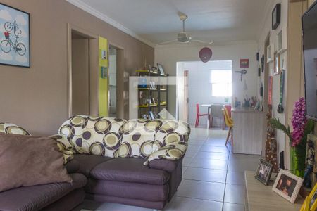 Sala de casa para alugar com 3 quartos, 125m² em Nova Mirim, Praia Grande