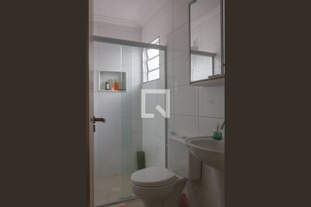 Casa para alugar com 125m², 3 quartos e 3 vagasBanheiro social