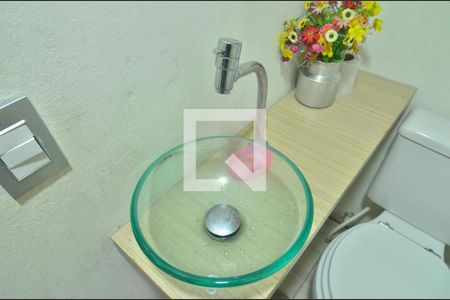 Lavabo de casa de condomínio à venda com 3 quartos, 89m² em Rio Branco, Canoas