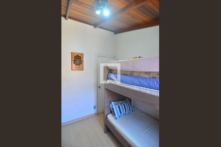 Casa de condomínio à venda com 89m², 3 quartos e 2 vagasQuarto 2