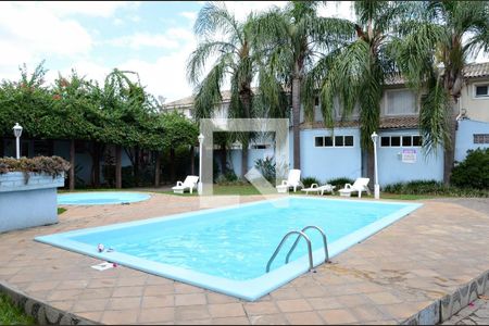 Casa de condomínio à venda com 89m², 3 quartos e 2 vagasPiscina