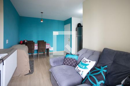Sala de apartamento para alugar com 2 quartos, 48m² em Padroeira, Osasco