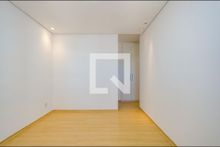 Apartamento à venda com 87m², 2 quartos e 2 vagas Apartamento à venda com 87m², 2 quartos e 2 vagasSuíte