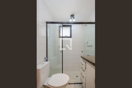 Apartamento à venda com 87m², 2 quartos e 2 vagas Apartamento à venda com 87m², 2 quartos e 2 vagasBanheiro da Suíte
