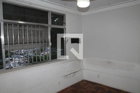 Quarto 1 de apartamento para alugar com 2 quartos, 58m² em Olaria, Rio de Janeiro