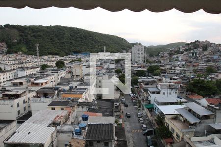 Vista do Quarto 1 de apartamento para alugar com 2 quartos, 58m² em Olaria, Rio de Janeiro
