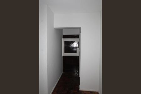 Sala de apartamento para alugar com 2 quartos, 58m² em Olaria, Rio de Janeiro
