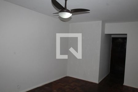 Sala de apartamento para alugar com 2 quartos, 58m² em Olaria, Rio de Janeiro