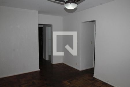 Sala de apartamento para alugar com 2 quartos, 58m² em Olaria, Rio de Janeiro