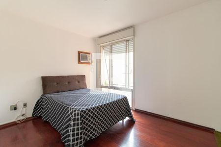 Quarto 1 de apartamento para alugar com 2 quartos, 60m² em Camaquã, Porto Alegre