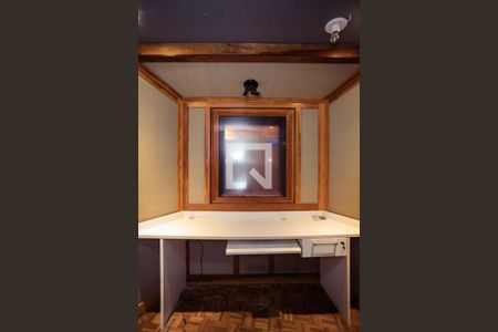 Casa à venda com 413m², 3 quartos e 4 vagas Casa à venda com 413m², 3 quartos e 4 vagasSala 1