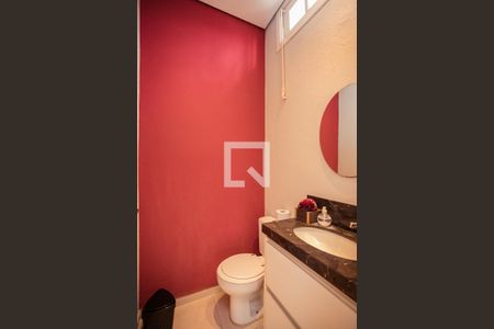 Casa à venda com 413m², 3 quartos e 4 vagas Casa à venda com 413m², 3 quartos e 4 vagasLavabo