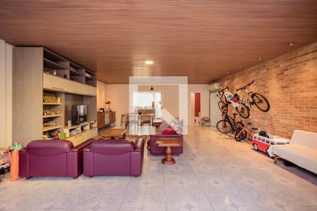 Sala de casa à venda com 3 quartos, 413m² em Jardim Itu, Porto Alegre