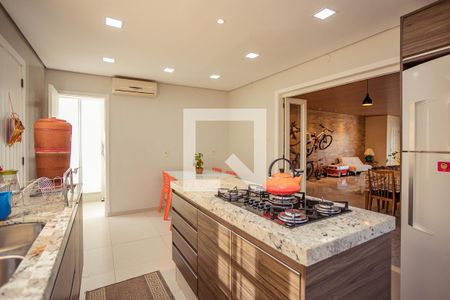 Casa à venda com 413m², 3 quartos e 4 vagas Casa à venda com 413m², 3 quartos e 4 vagasCozinha