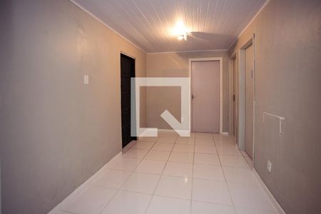 Casa à venda com 413m², 3 quartos e 4 vagas Casa à venda com 413m², 3 quartos e 4 vagasCorredor