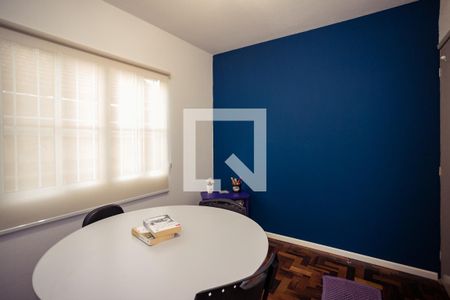 Casa à venda com 413m², 3 quartos e 4 vagas Casa à venda com 413m², 3 quartos e 4 vagasSala 4