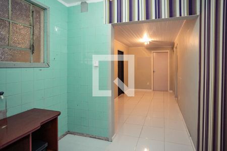 Casa à venda com 413m², 3 quartos e 4 vagas Casa à venda com 413m², 3 quartos e 4 vagasCorredor