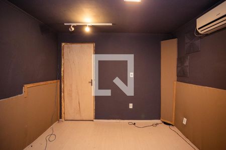 Casa à venda com 413m², 3 quartos e 4 vagas Casa à venda com 413m², 3 quartos e 4 vagasSala 7