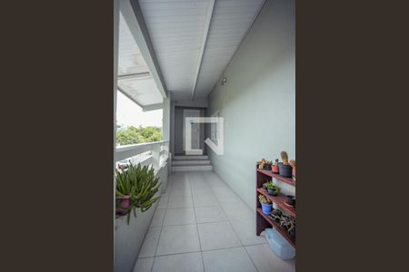 Casa à venda com 413m², 3 quartos e 4 vagas Casa à venda com 413m², 3 quartos e 4 vagasvaranda