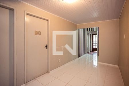 Casa à venda com 413m², 3 quartos e 4 vagas Casa à venda com 413m², 3 quartos e 4 vagasCorredor