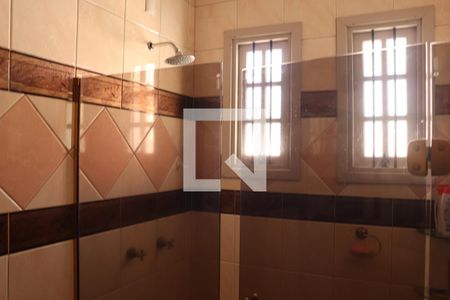 Casa à venda com 350m², 3 quartos e 2 vagasBanheiro