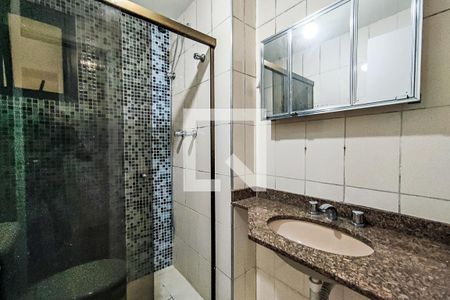Apartamento à venda com 86m², 3 quartos e 2 vagasBanheiro Social