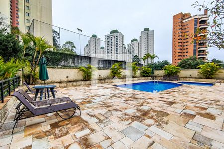 Apartamento à venda com 86m², 3 quartos e 2 vagasÁrea Comum - Piscina