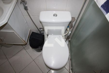 Casa à venda com 70m², 3 quartos e 1 vagaBanheiro