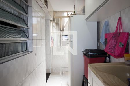 Casa à venda com 70m², 3 quartos e 1 vagaLavanderia