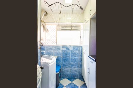 Apartamento à venda com 58m², 2 quartos e 1 vaga Apartamento à venda com 58m², 2 quartos e 1 vagaÁrea de Serviço