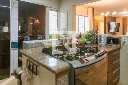 Casa à venda com 220m², 3 quartos e 2 vagasCozinha