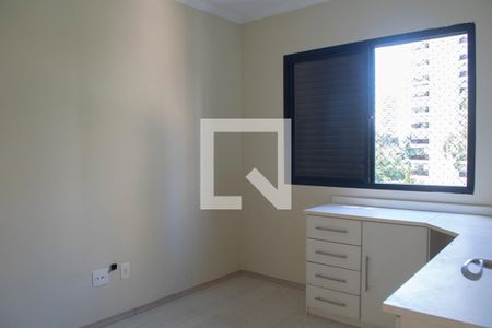 Apartamento à venda com 185m², 4 quartos e 2 vagasQuarto