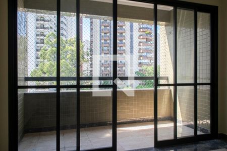 Apartamento à venda com 185m², 4 quartos e 2 vagasSala