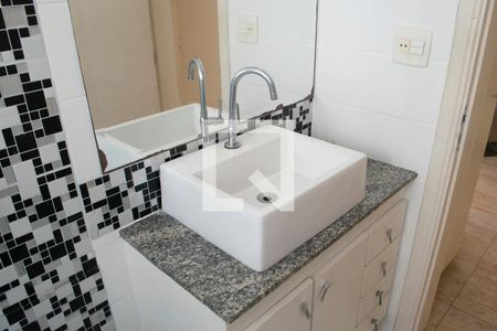 Apartamento à venda com 185m², 4 quartos e 2 vagasBanheiro