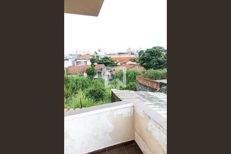Casa à venda com 172m², 3 quartos e 5 vagasQuarto 2 - Varanda